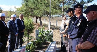 Şehit Mahmut Dalgıç’ın Kabri Ziyaret Edildi