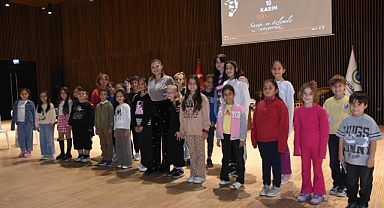 TEKİRDAĞ'DA KÜÇÜK SANATÇILAR ÇOCUK KOROSU'NDA BULUŞTU