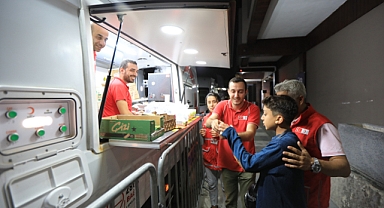 Türk Kızılay’dan Lübnan’dan tahliye edilenlere beslenme desteği 