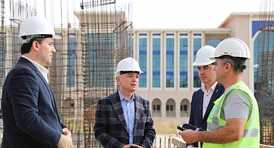 Vali Uğur Turan, Kırklareli Üniversitesi Kütüphane ve Kongre Merkezi İnşaatını İnceledi