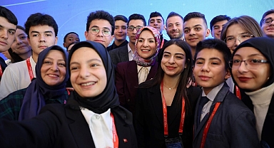 25. Ulusal Çocuk Forumu “Çocuk İçin Katılım ve Savunuculuk” Temasıyla Başladı