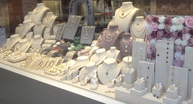 29 Kasım 2024 Altın Fiyatlarında Son Durum: Gram, Çeyrek ve Cumhuriyet Altını Güncel Rakamlar