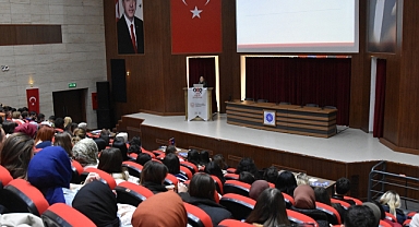 “Akademide Kadın Buluşmaları Çerçevesinde, Yükseköğretim Öğrencilerinde Şiddet Farkındalığının Artırılması” Seminerleri Tamamlandı