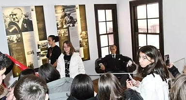 Atatürk, Selanik'te doğduğu evde törenle anıldı