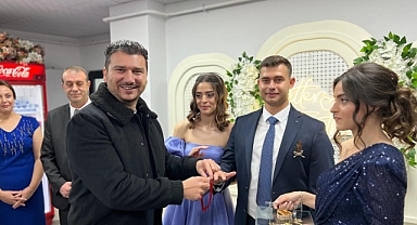 Babaeski Belediye Başkanı Dr. Fırat Yayla, Pelin ve Fatih'in Nişan Merasimine Katıldı