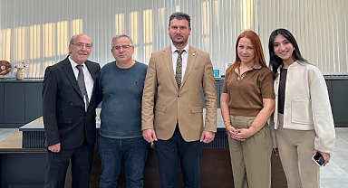 Babaeski Belediye Başkanı Fırat Yayla, YNS Tekstil'i Ziyaret Etti