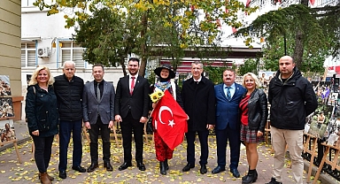 Babaeski’de Kurtuluş Etkinlikleri: Yağlı Güreş Sergisi Açıldı