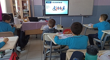 Babaeski Mimar Sinan İlkokulu’nda Deprem Farkındalık Eğitimi