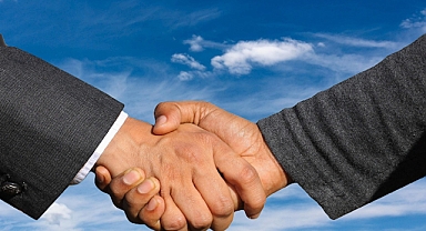 Büyükkarıştıran Belediyesi'nden Arsa Satışı İlanı