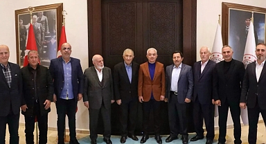 Feyzullah Kıyıklık ve Heyeti, Kırklareli Valisi Uğur Turan'ı Ziyaret Etti