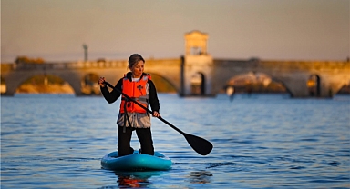 FOTOĞRAF SANATÇISININ GÖZÜNDEN AYAKTA KÜREK SÖRFÜ PROJESİ