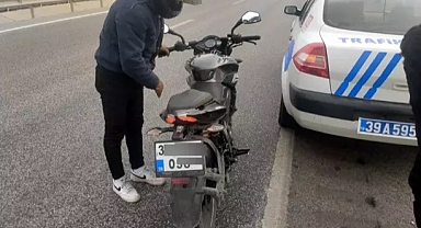 Hız ihlali için plakaları sökülen 22 araç trafikten menedildi