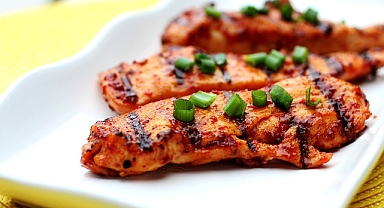 Kış Mevsiminde Kadınlar İçin Tavuk Yemekleri: Lezzet ve Sağlık Bir Arada