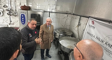 Vali Uğur Turan, Lüleburgaz Biz Bize Yeteriz Derneği'ni Ziyaret Etti