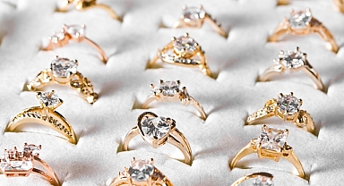 17 Aralık 2024 Güncel Altın Fiyatları: Çeyrek, Gram ve Cumhuriyet Altını Ne Kadar?