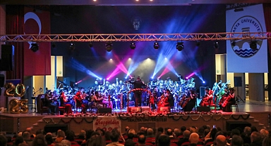 BALKAN SENFONİ ORKESTRASI’NDAN YENİ YIL KONSERİ