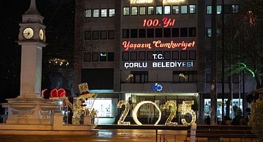 Çorlu, Yeni Yılı Işıltıyla Karşılıyor