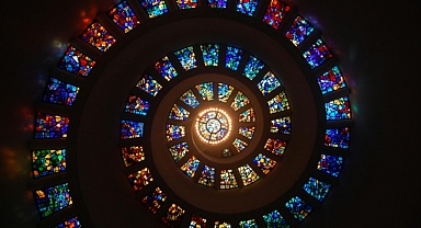 Dijital Sanat Trendleri: Geleceği Şekillendiren Yaratıcı Teknolojiler