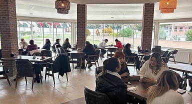 Edirne Belediyesi Halk Kafesi, Sıcak Bir Buluşma Noktası Sunuyor