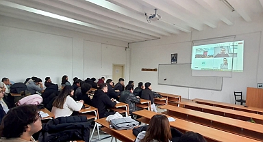 Kırklareli Üniversitesi'nde “Mezun Kürsüsü Aralık 2024” Etkinlikleri Gerçekleştirildi