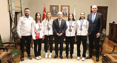 Kırklareli Valisi Balkan Şampiyonlarını Kutladı