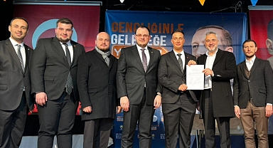 Lüleburgaz'da Gençlik Kolları Kongresi Coşkuyla Gerçekleşti