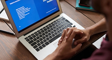 Online Eğitim Fırsatları: Aralık Ayında Kaçırılmayacak Programlar