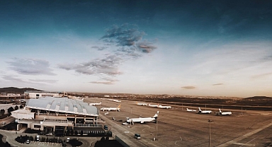 SABİHA GÖKÇEN HAVALİMANI 2'NCİ PİSTİ 1 YILDIR HİZMETTE