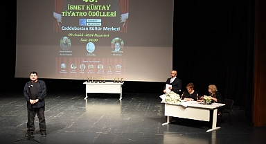 ŞEHİR TİYATROSU ÖDÜLLERİNE ÖDÜL EKLEMEYE DEVAM EDİYOR