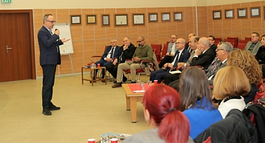 TRAKYA ÜNİVERSİTESİ YÖNETİCİLERİNE DEĞERLER ÇALIŞTAYI