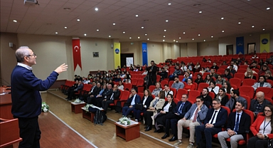 TRAKYA ÜNİVERSİTESİNDE YAPAY ZEKÂ ÇALIŞTAYI