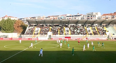 Vali Turan ve Başkan Bulut Kırklarelispor’un Galibiyetini Beraber İzlediler