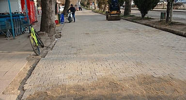 Alpullu Belediyesi, Yol Onarım Çalışmalarını Sürdürüyor