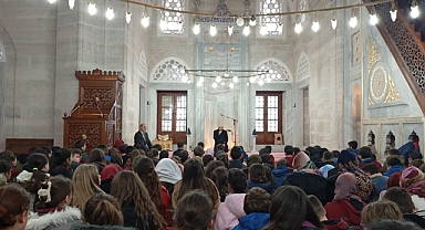 Babaeski Atatürk Ortaokulu Öğrencilerinden Tarihi Cami Ziyareti