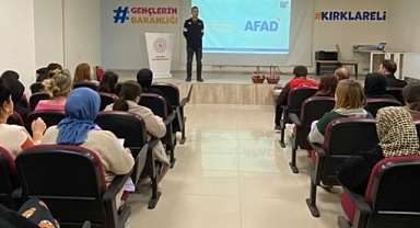 Babaeski KYK Kız Öğrenci Yurdu'nda Deprem Eğitimi ve Tatbikat Gerçekleştirildi