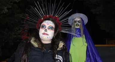 Bin yıllık Balkan geleneği 'Koleda', renkli görüntülerle kutlandı