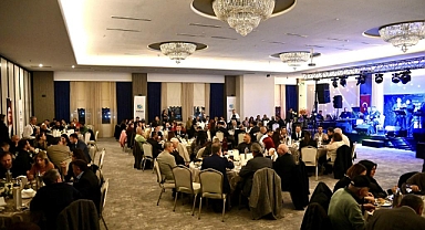 CANDAN BAŞKAN, 10 OCAK ÇALIŞAN GAZETECİLER GÜNÜ'NDE BASIN EMEKÇİLERİ İLE BİR ARAYA GELDİ