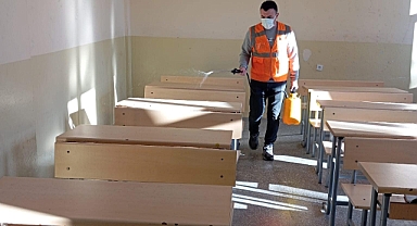 Kavaklı Belediyesi, Okullarda Dezenfeksiyon ve İlaçlama Çalışmalarına Başladı