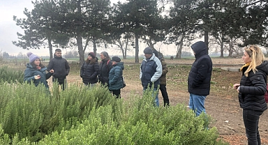 Kırklareli'nde Tıbbi ve Aromatik Bitki Yetiştiriciliği Kursiyerlerine İnceleme Gezisi Düzenlendi