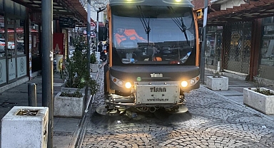 Lüleburgaz’da Sabahın Erken Saatlerinde Temizlik Çalışmaları Başlıyor