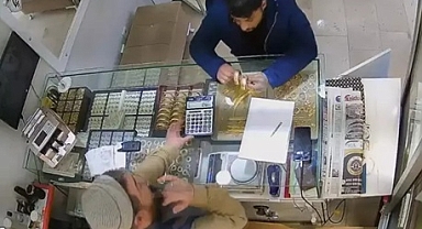 Müşteri gibi girdiği kuyumcudan 2 bileziği alıp kaçan şüpheli, tutuklandı