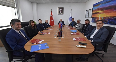 TEKİRDAĞ NAMIK KEMAL ÜNİVERSİTESİ CAMİSİNİN DEVAM EDEN YAPIM SÜRECİNE İLİŞKİN TOPLANTI GERÇEKLEŞTİRİLDİ