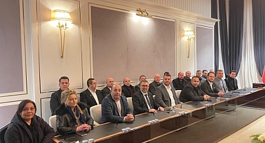 Vali Uğur Turan, AK Parti Kırklareli İl Başkanı ve Yönetimini Kabul Etti