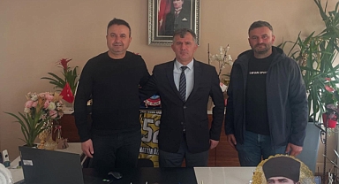 CHP’li Sezgin Aran’dan Babaeski İlçe Milli Eğitim Müdürü Selahattin Özdemir’e Nezaket Ziyareti