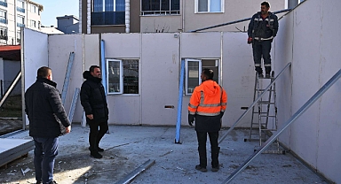 Çınarlı Mahalle Kreşinin Montajına Başlandı