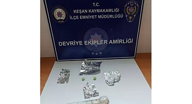 Edirne’de durdurulan araçtaki yolcuda uyuşturucu ele geçirildi