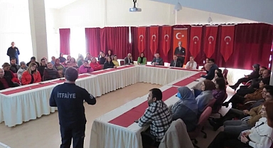 Kırklareli İtfaiye Müdürlüğü, Yangın Eğitimi Düzenledi