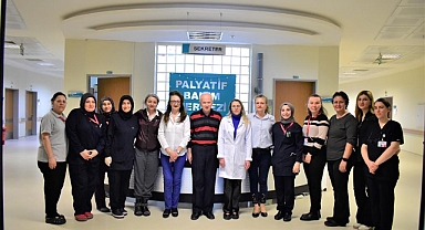 Kırklareli Kanser Savaş Derneği’nden Hastaneye Tablo Bağışı