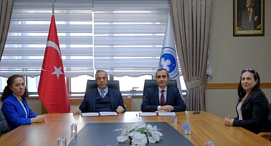 Kırklareli Üniversitesi ve İŞKUR Arasında Gençlik Programı İş Birliği Protokolü İmzalandı