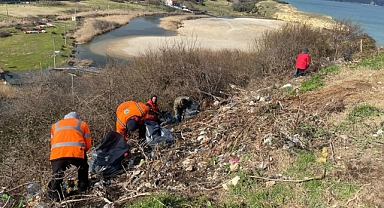 Kıyıköy Belediyesi Aşıklar Tepesi’nde Temizlik Çalışmalarına Başladı